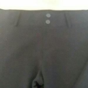 Brand new newer worn yoga pants
